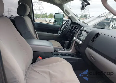 2012 Toyota Tundra Grade 5.7L V8 из США, поврежденный, VIN 5TFUY5F18CX227844